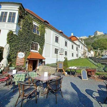 Oshaza Vendeghaz Bazsi