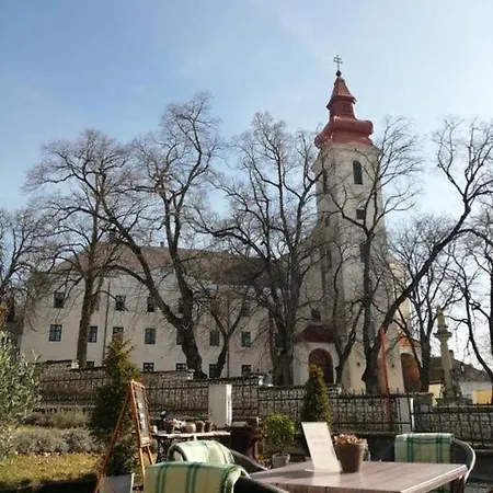 Апартаменты Oshaza Vendeghaz *