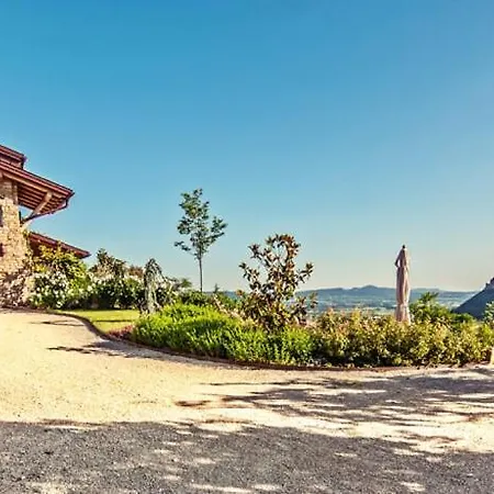 Oshaza Vendeghaz Bazsi