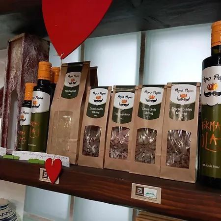 Oshaza Vendeghaz Bazsi