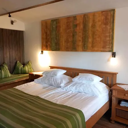 Апартаменты Oshaza Vendeghaz