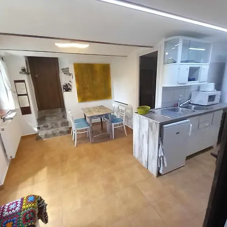 Апартаменты Oshaza Vendeghaz *