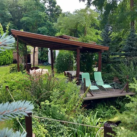 Oshaza Vendeghaz Апартаменты *