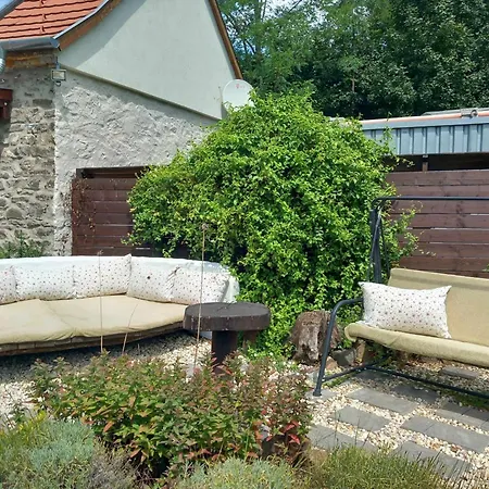 Oshaza Vendeghaz Апартаменты