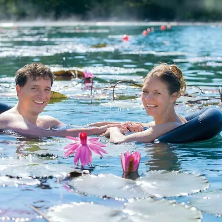 Oshaza Vendeghaz Апартаменты